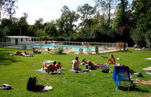 90 anni del Club Gymnique de France de Villecresnes 90 anni del Club Gymnique de France de Villecresnes - Fenait